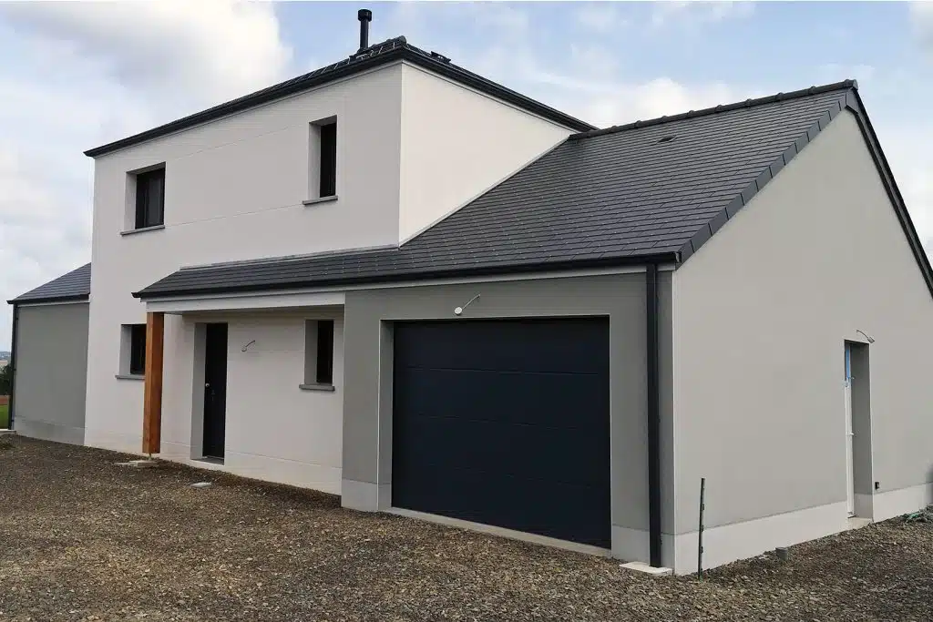 Maison individuelle avec étage et garage