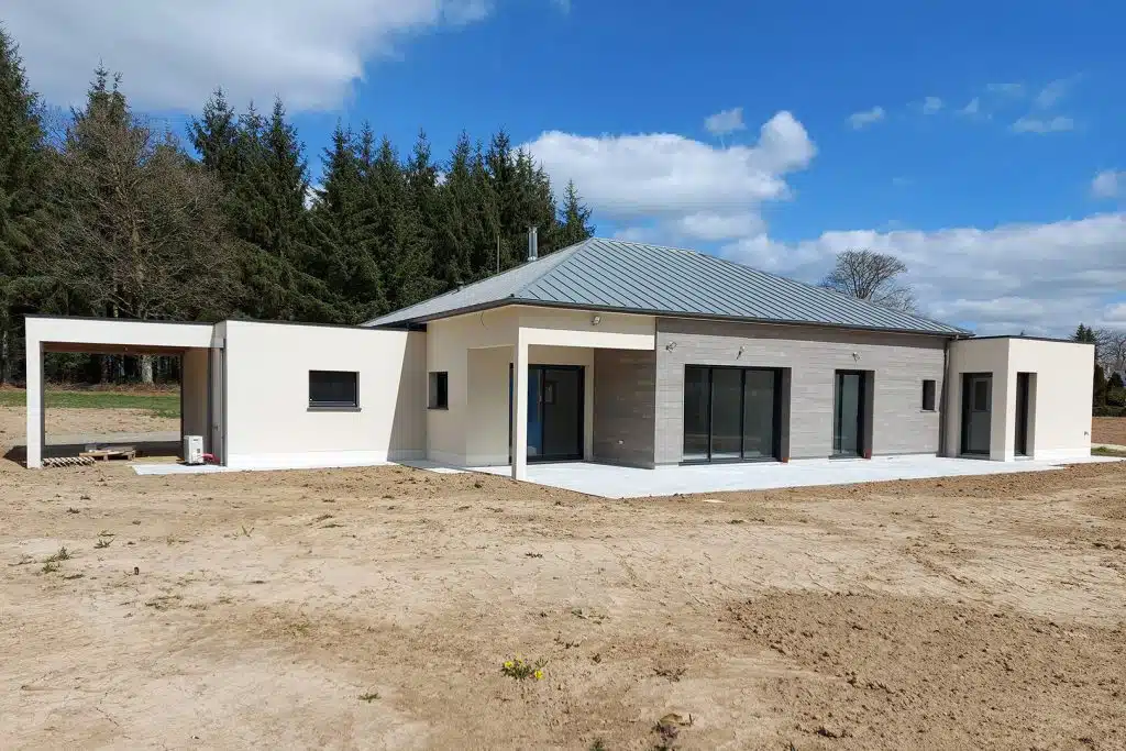 Maison neuve carport et garage plain pied